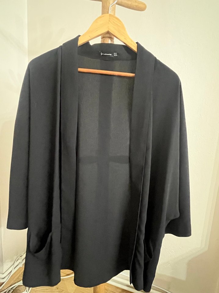 Stradivarius Siyah Salaş Ceket - Görsel 4