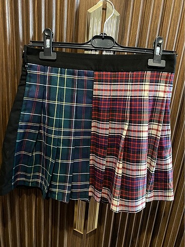 m Beden pileli liseli eteği y2k bershka