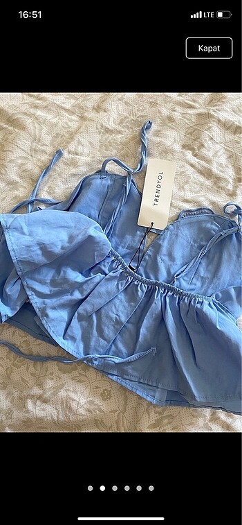 Trendyol & Milla trendyol milla çiçek nakışlı mavi crop