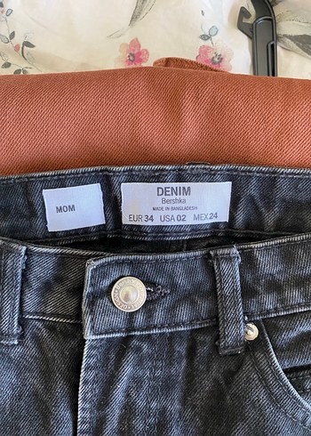 bershka mom jean pantolon - Görsel 4