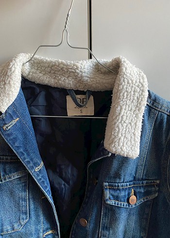 Kadın Mavi Kot Ceket, Kürklü Yaka - Görsel 2