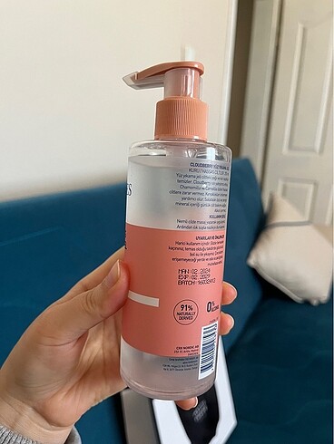 Loreal Paris Celenes yüz yıkama jeli hassas kuru ciltler için