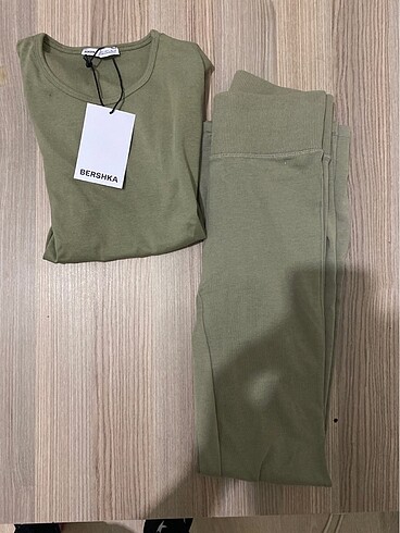 Bershka viral set