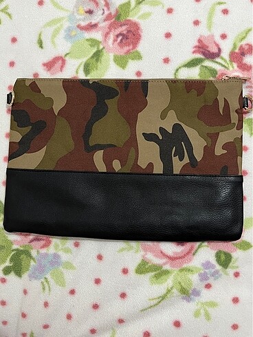 Beden Kamuflaj Desenli Clutch