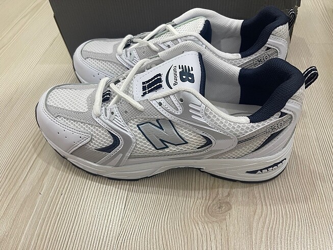 New Balance 530- 39 numara