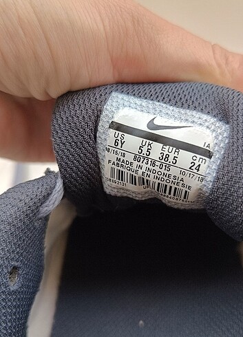 38,5 Beden gri Renk Nike Spor Ayakkabı 