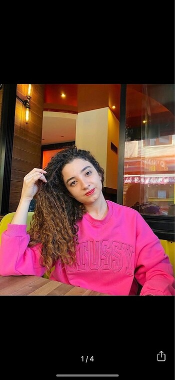 Ambar Sweatshirt