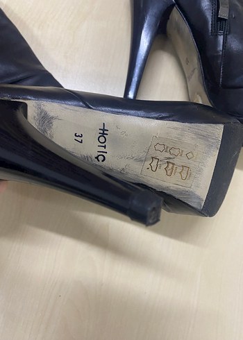 Siyah Deri Dizüstü Stiletto Topuklu çizme - Görsel 6