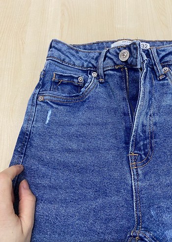 Mavi Normal Kesim Rahat Denim Kadın Pantolon stradivarus - Görsel 4