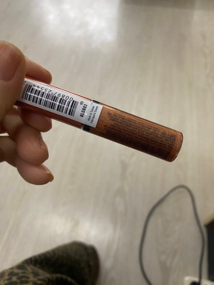 NYX Butter Gloss Bling Işıltılı Dudak Parlatıcısı Hustla - Görsel 5