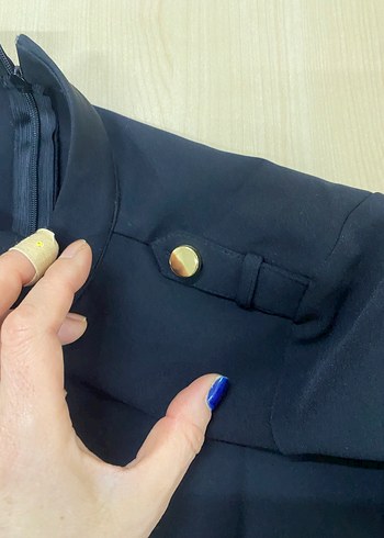 Düğmeli Siyah Kadın elbise - Görsel 3