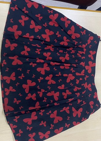 Kelebek Desenli Kemerli Mini Etek - Görsel 4