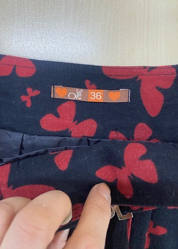 Kelebek Desenli Kemerli Mini Etek - Görsel 2