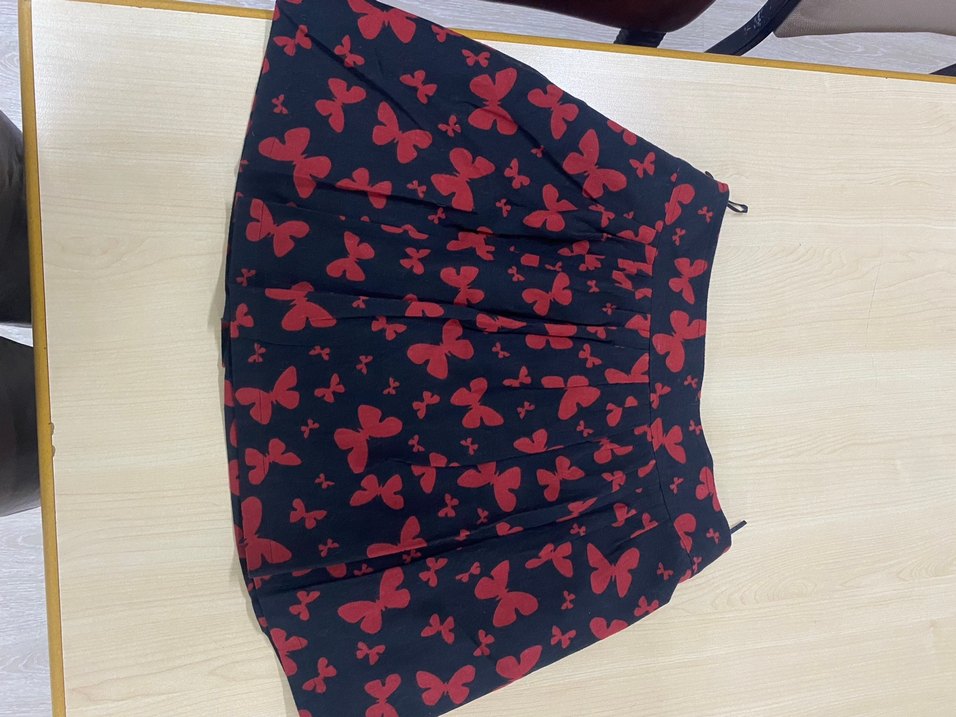 Kelebek Desenli Kemerli Mini Etek - Görsel 4