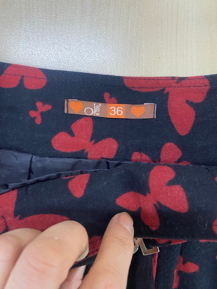 Kelebek Desenli Kemerli Mini Etek - Görsel 2