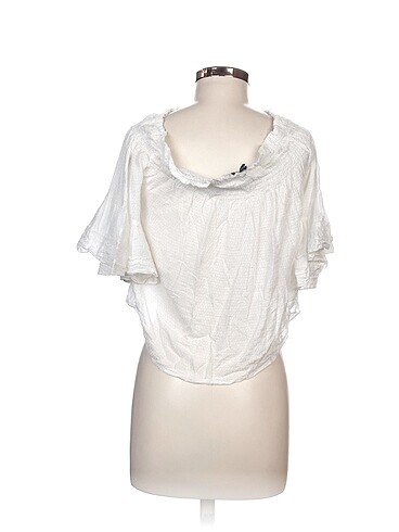 xs Beden Bershka Bluz %70 İndirimli.
