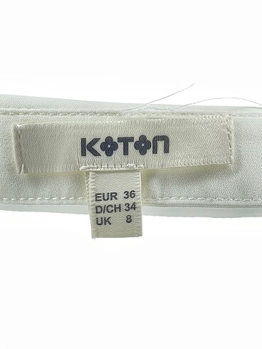 36 Beden beyaz Renk Koton Bluz %70 İndirimli.