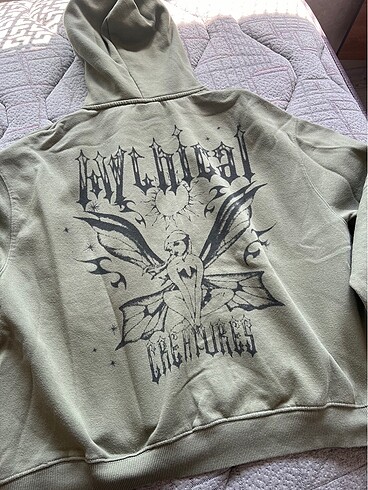 s Beden BERSHKA OVERSIZE SWEATSHIRT