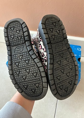 Pembe Leopar Desenli Skechers Kız Botu - Görsel 4