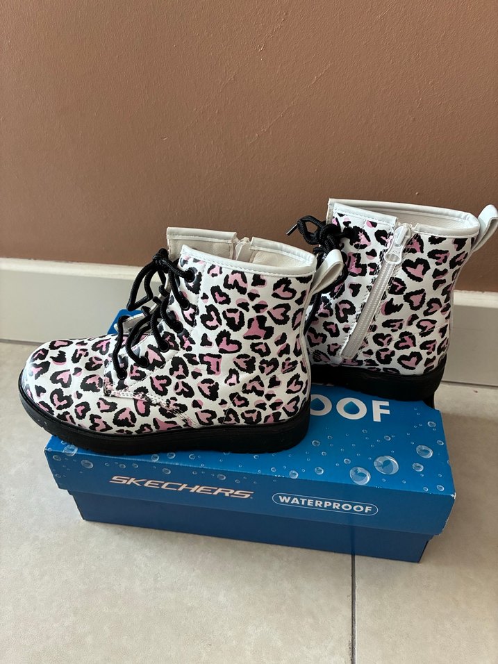 Pembe Leopar Desenli Skechers Kız Botu - Görsel 3