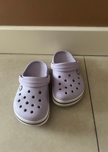 Crocs 33