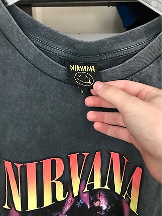 Bershka Nirvana T-shirt?????????