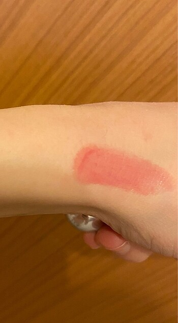 Beden Renk Kiko coloured balm 06