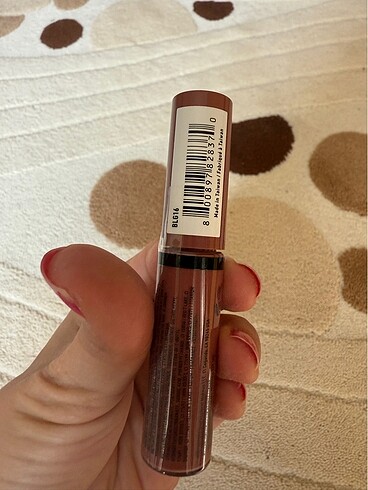 NYX Nyx butter gloss praline rengi