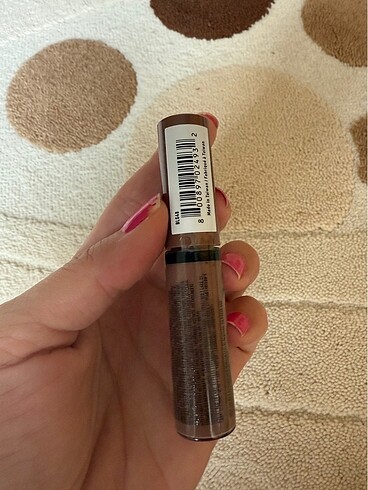  Beden Nyx butter gloss cinnamon roll rengi