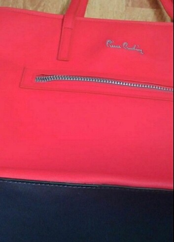  Beden kırmızı Renk Pierre Cardin çanta