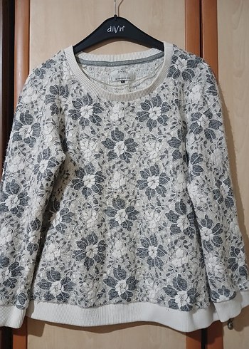 xl Beden Gri Çiçek Desenli Kadın Triko only marka Xl beden çiçekli kazak