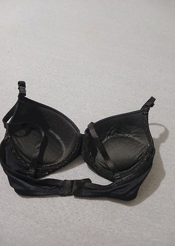 s Beden Siyah Minimalist Gotik Sütyen 80 bdn