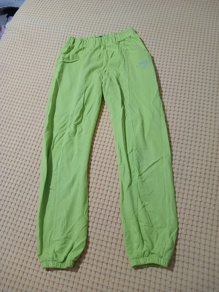 Yeşil Rahat Kesim Kız Çocuk Eşofman Altı - Görsel 4