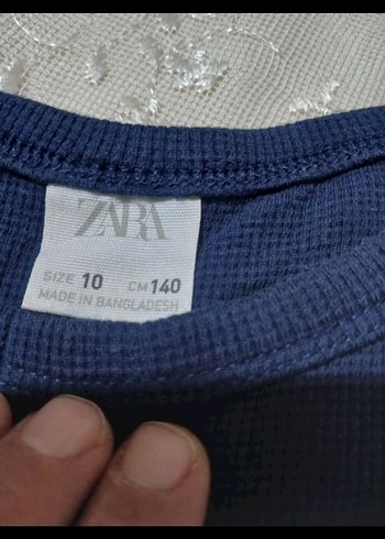 zara lacivert 10yaş sıfır kollu tshirt - Görsel 3