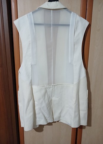 m Beden beyaz Renk zara m bdn sırtı tül model ceket yelek