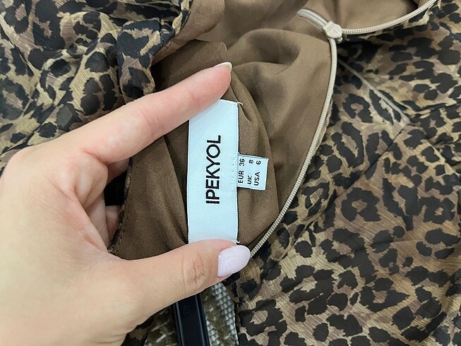 36 Beden kahverengi Renk İpekyol leopar drapeli elbise