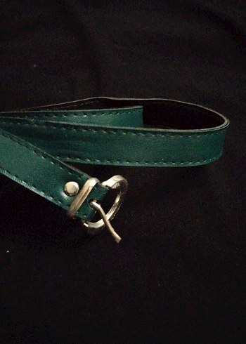 Parlak Yeşil Deri Kadın Kemer - Görsel 2