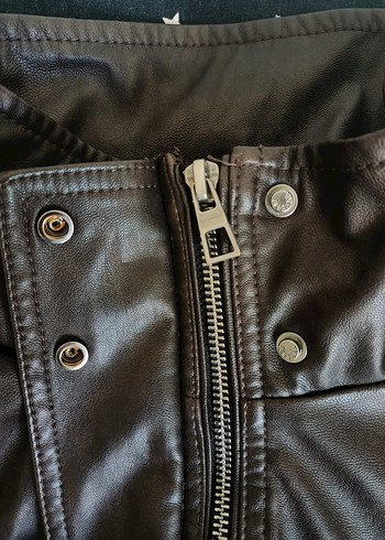 m Beden kahverengi Renk Bershka Kahverengi oversize deri ceket