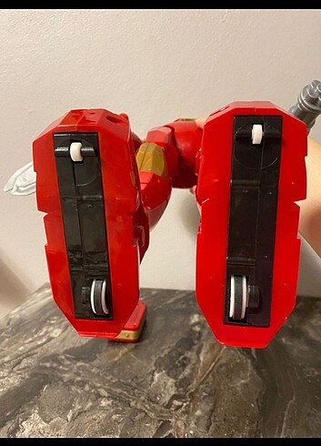 Uzaktan kumandalı robot 