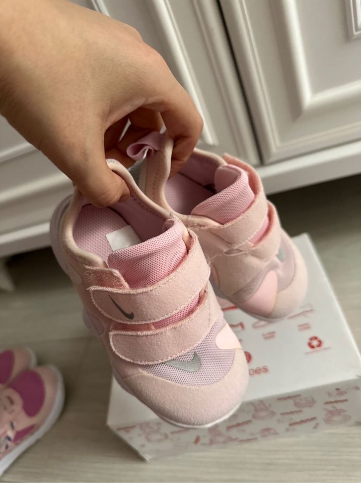 Kızlar için Pembe Cırt Cırtlı Sneaker NİKe - Görsel 2