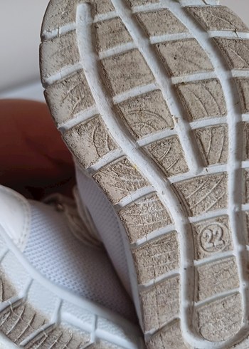 Kız Çocuk Beyaz Cırtlı Spor Ayakkabı - Görsel 3