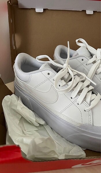 Nike Nike Beyaz Spor Ayakkabı