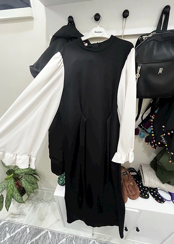 Siyah Beyaz Uzun Kollu Midi Elbise - Görsel 4