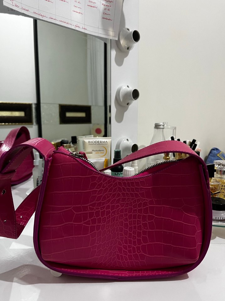 Pembe Deri Yılan Desenli Tokalı Çanta - Görsel 2