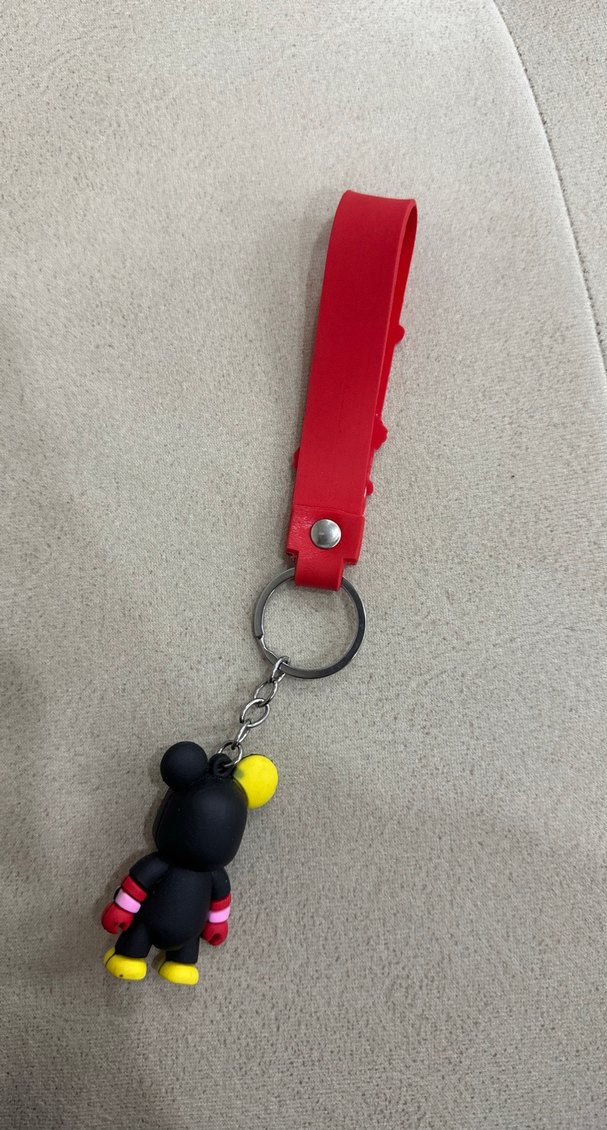 Renkli Püsküllü Kırmızı Rock Punk Anahtarlık - Görsel 2