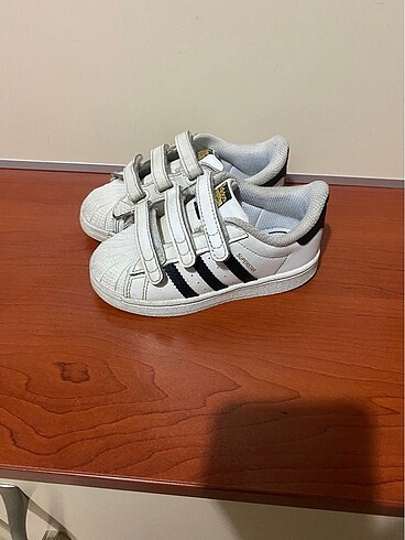 Adidas Süperstar 25 numara