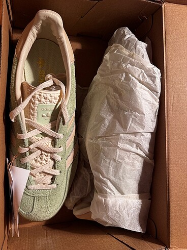 40 Beden yeşil Renk ADİDAS GAZELLE INDOOR