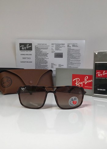 Ray Ban
