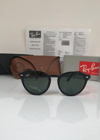 Ray Ban