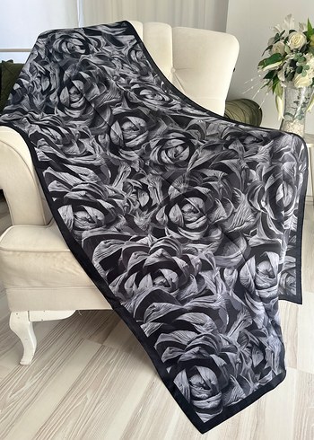 Diğer Siyah rose model şal
